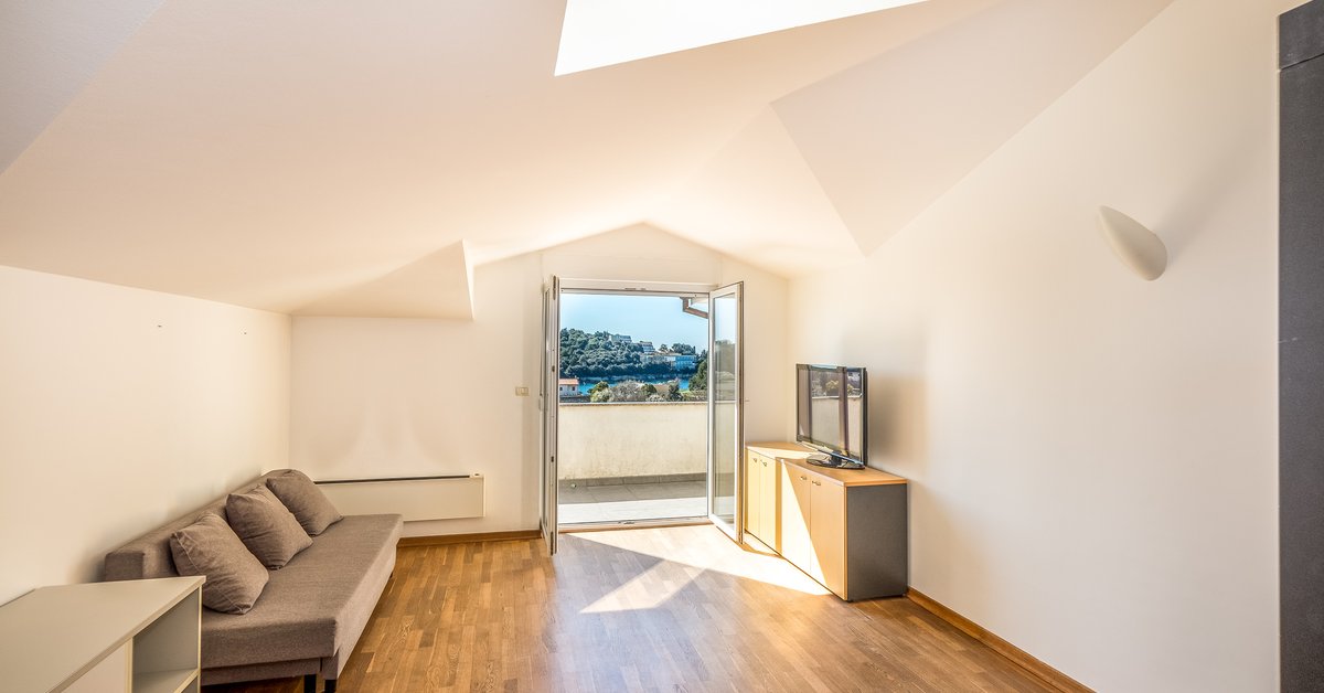 Jednosobni stan sa pogledom na more, PulaLungo mare, Valsaline Maris